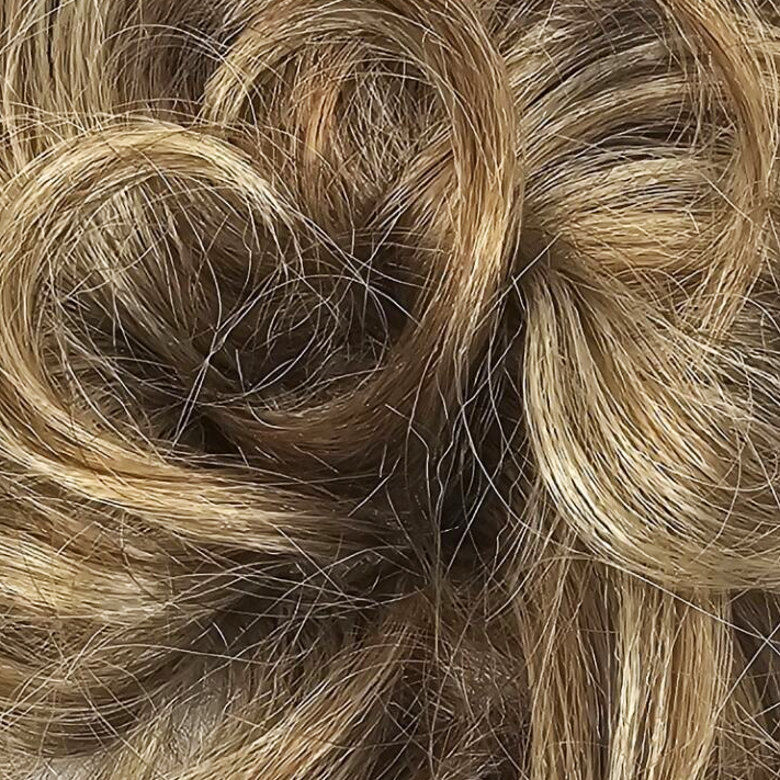Scrunch Vine, High Lift Blonde With Ash Blonde